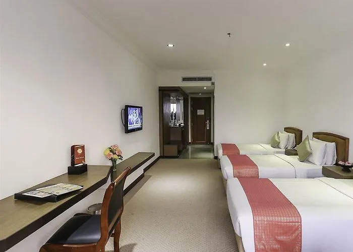 Angkor Howard Hotel 5*