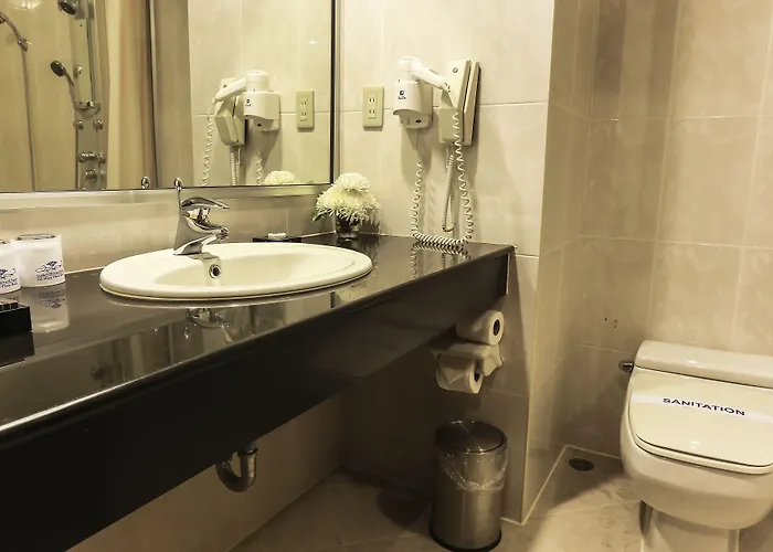 Hotel Angkor Howard