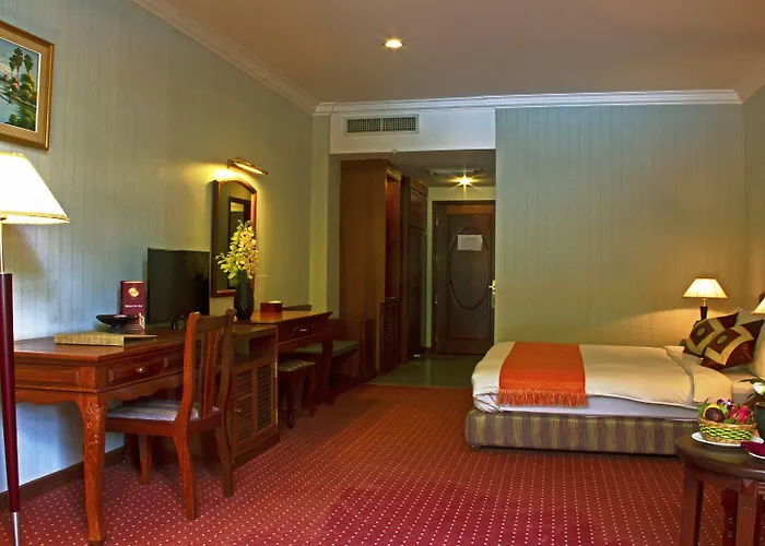 Angkor Howard Hotel