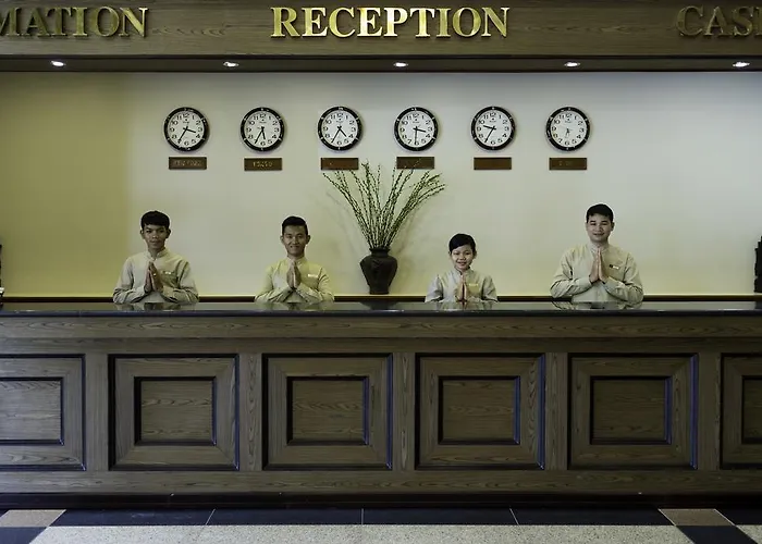 Angkor Howard Hotel 5*